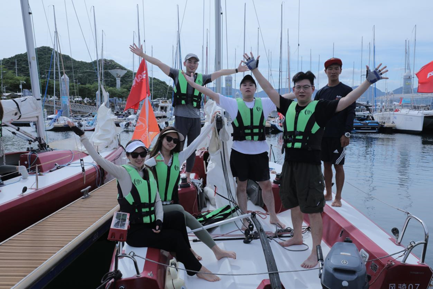 普拉达号队参赛第15届中国杯帆船赛