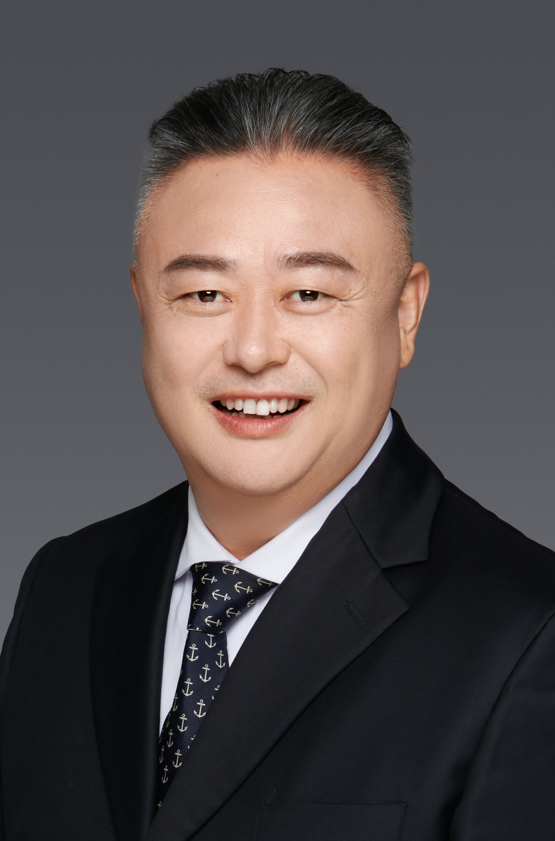 深圳市纵横四海航海赛事管理有限公司董事长 钟勇